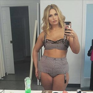 38 piges et je craque pour une bite qui cogne fort Nathalie - rencontre-Ronde-Chalon-sur-Saône