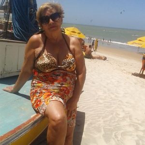 Après le marché, je rentre avec des cerises et l’envie de mordre Catherine - rencontre-Ronde-Montreuil