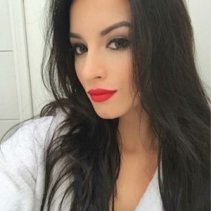 Viens t’ambiancer avec moi sur le tchat Mélina - rencontre-Teen-Saint-Herblain