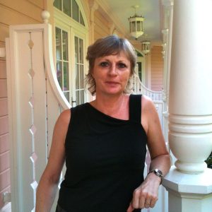 Mariage et solitude, j’en ai marre Jade - rencontre-Cougar-Nantes