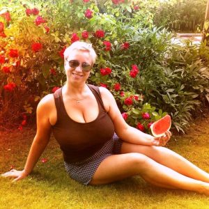 Décidément coquine 😏 Élise - rencontre-Cougar-Compiègne