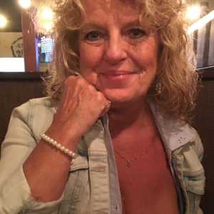 Pluie ce week-end, chaleur à partager Laëtitia - rencontre-Cougar-Saint-Étienne