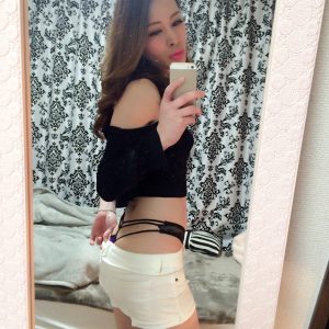 J’ai faim de sensations à Sète Viviane - rencontre-Teen-Sète